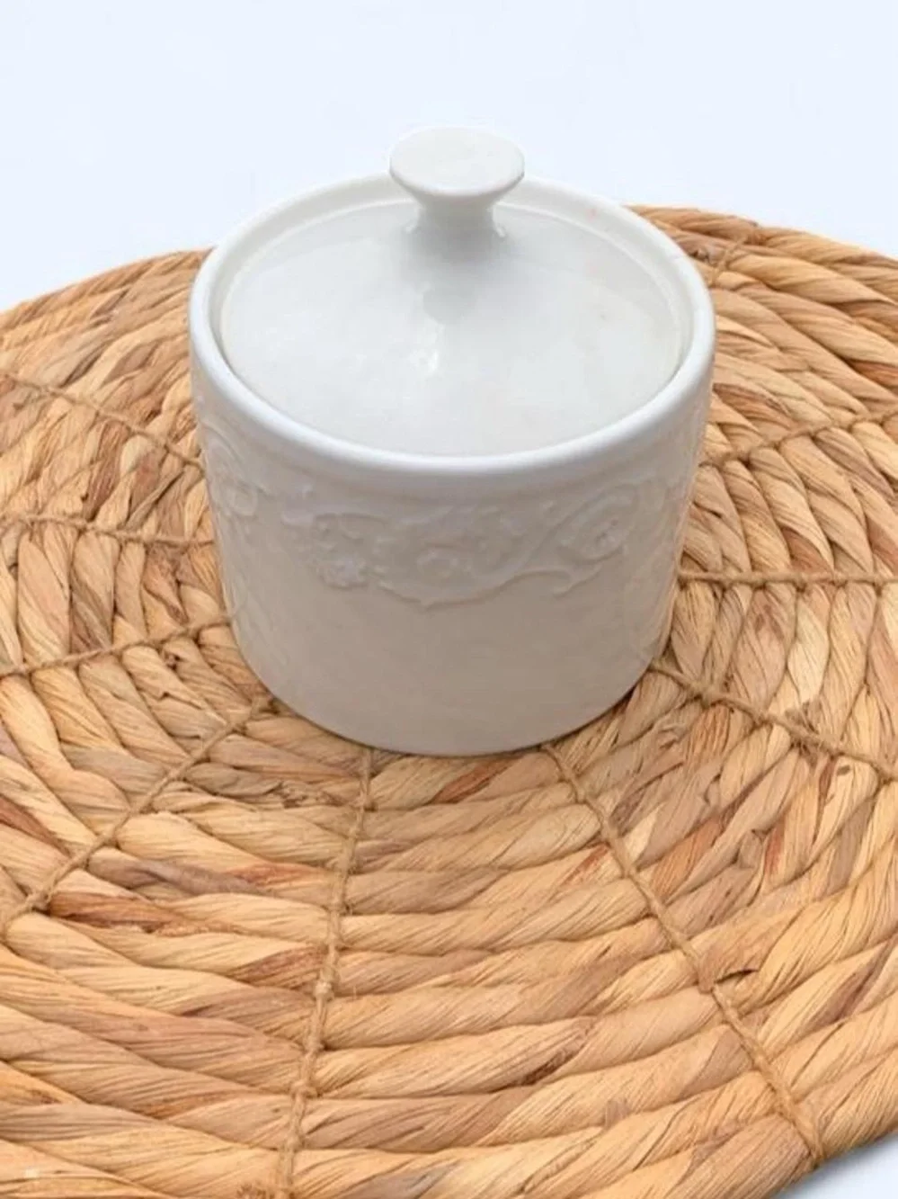 Farberware White Ceramic Covered Sugar Bowl with Embossed Vine Design